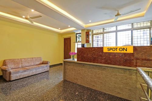 Bengaluru Hotel | Hotel O Sri Saptagiri Boarding & Lodging