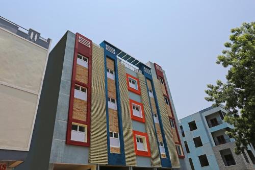 Hyderabad Hotel | Hotel O Sruan Inn Kamineni Bus Stop