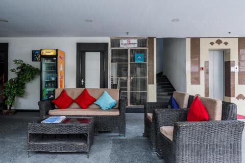 Chanda Nagar Hotel | Hotel O Ssr Luxury Rooms