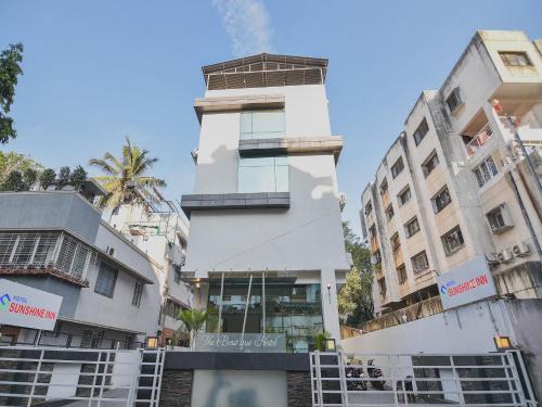 Central Pune Hotel | Hotel O Sunshine Inn Near Pune Railway Station