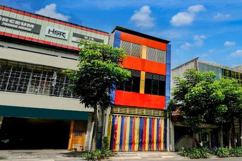 Gubeng Hotel | Hotel O Surabaya near Universitas Airlangga formerly Kertajaya Residence Surabaya