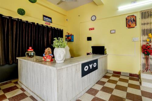 Bhubaneshwar Hotel | Hotel O Taaj Inn Guest House