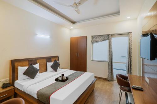 Sector 39 Hotel | Hotel O The Green Acres