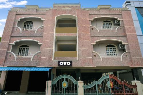 Palani Hotel | Hotel O Vel Vel Guest House