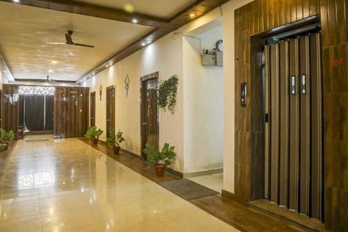 Kota Hotel | Hotel O Vip