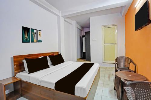 Sector 27 Hotel | Hotel O Walk Inn