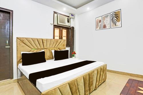 Sainik Farm Hotel | Hotel O Yash stay