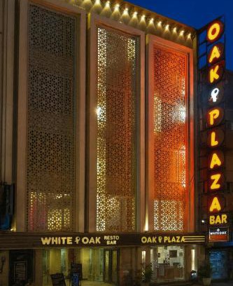 Paharganj Hotel | HOTEL OAK PLAZA - In-House Restaurant and Parking Near Connaught Place
