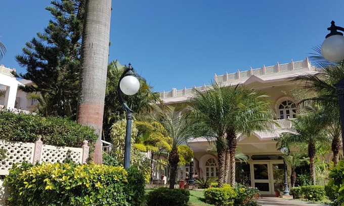 Mount Abu Hotel | Hotel Palanpur Palace