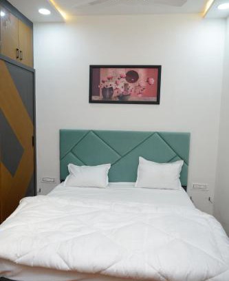 Uchiyarda Hotel | Hotel Panache The Escape - Home Stay