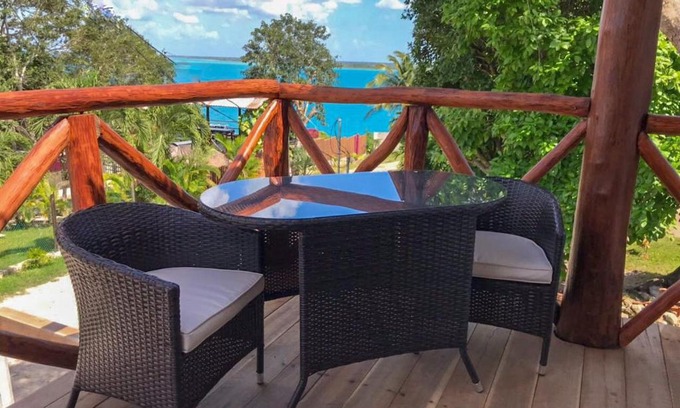Bacalar Hotel | Hotel Pancho Villas Bacalar Vista a Laguna