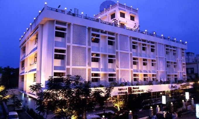 Egmore Hotel | Hotel Pandian