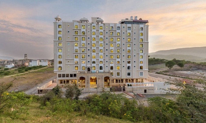 Udaipur District Hotel | Hotel Pandora Grand, Udaipur- Nestled in nature wrapped in luxury