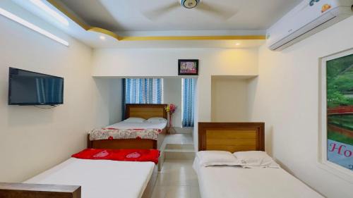 Dhaka Hotel | Hotel Panthapath Near Square Hospital