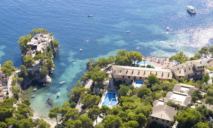 Cala Fornells Hotel | Hotel Petit Cala Fornells