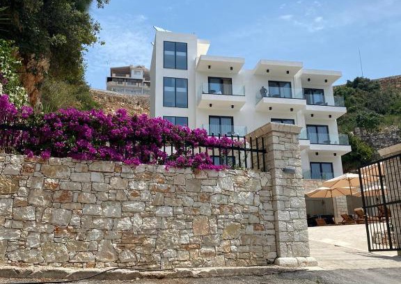 Sarande Hotel | Hotel Platon