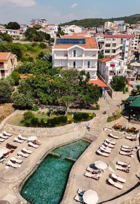 Utjeha Hladna Uvala Hotel | Hotel R