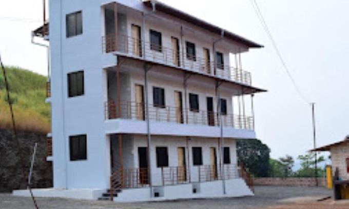 Mahad Hotel | Hotel Raigad Farm House 2 pacad