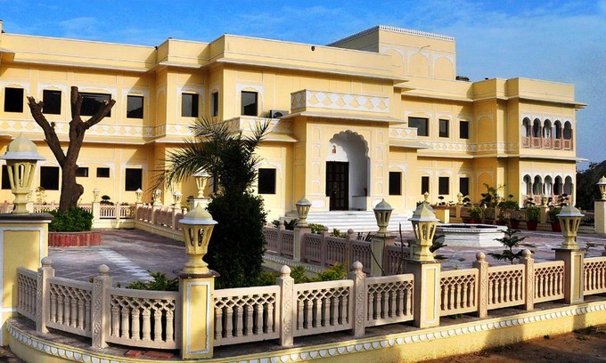 Amer Hotel | Hotel Raj Bagh Palace