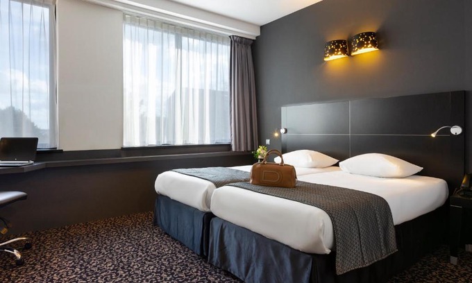 Sint-Lambrechts-Woluwe Hotel | Hotel Ramada Brussels Woluwe