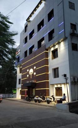 Karad Hotel | Hotel Ranjeet Akola