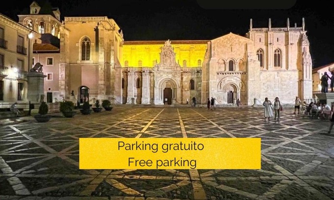 Old Town Hotel | Hotel Real Colegiata San Isidoro
