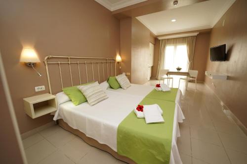 Puerto de la Cruz Hotel | Hotel RF Astoria - Adults Only