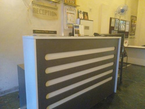 Central Pune Hotel | Hotel Rose Lodge