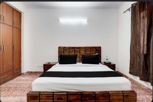 Sector 39 Hotel | Hotel Royal casa