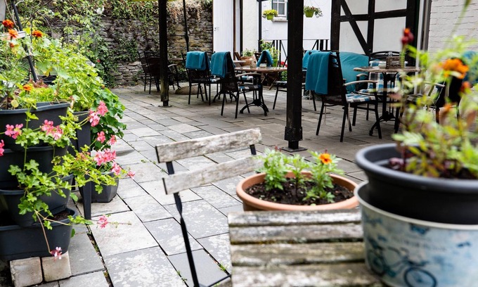 Monschau House | Hotel Royal - Double room shower/WC