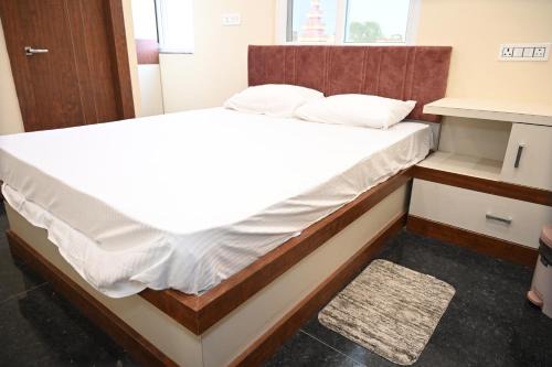 Ranchi Hotel | Hotel Royal Radiant