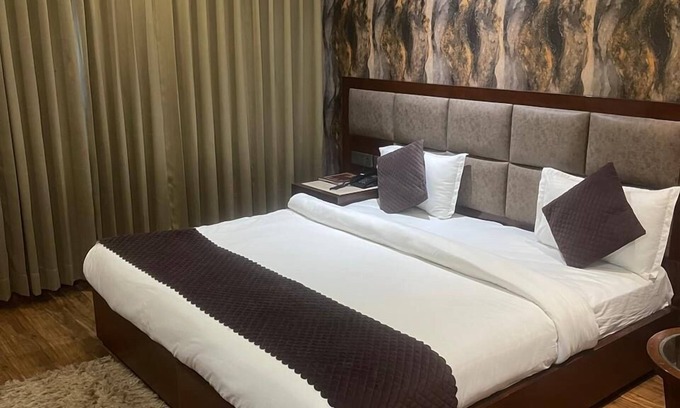Ambala Hotel | Hotel Royal Serena
