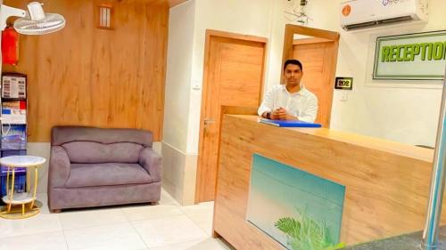 Vile Parle Hotel | Hotel RR inn-International Airport