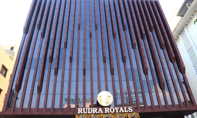Shirdi Hotel | Hotel Rudra Royals