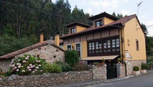 Nueva House | Hotel rural La Llastra