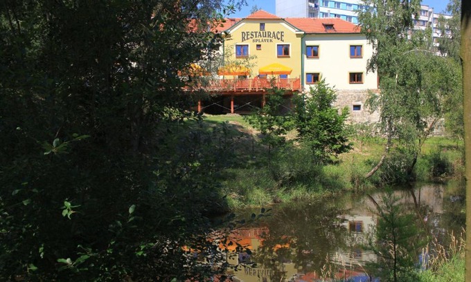Strakonice House | Hotel s restaurací Splávek