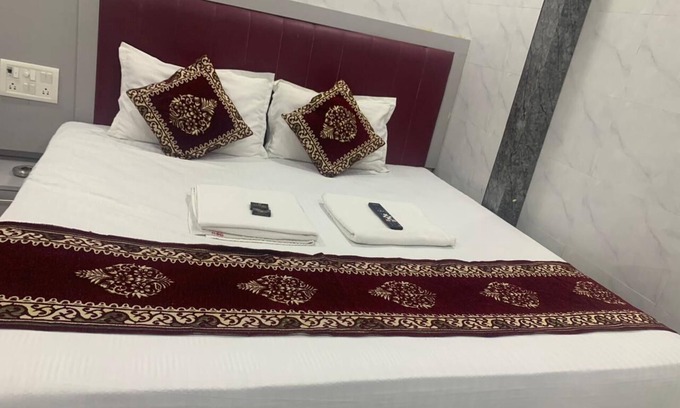 Chembur East Hotel | Hotel Sai Plaza