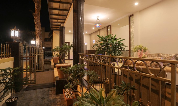 Central Pune Hotel | Hotel Sardar