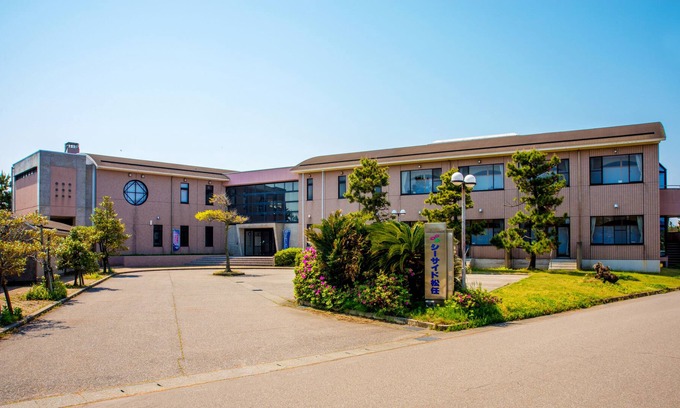 Ishikawa Prefecture House | Hotel Seaside Mattou