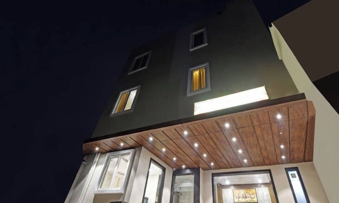 Gorakhpur Hotel | Hotel Shashwat