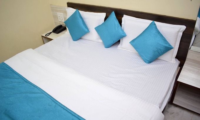 Nathdwara Hotel | Hotel Shivansh Inn by Sky Stays