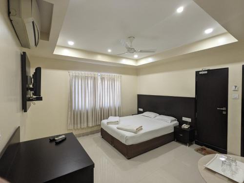 Solapur Hotel | Hotel Sri Kamal International