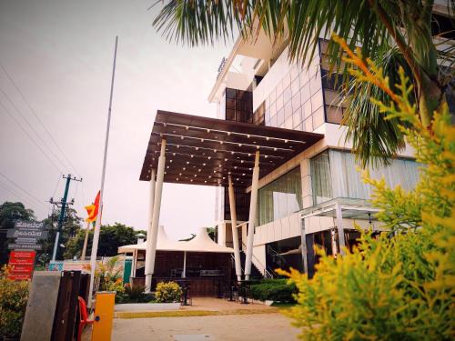 Chikkaballapur Hotel | Hotel Sri Sierra