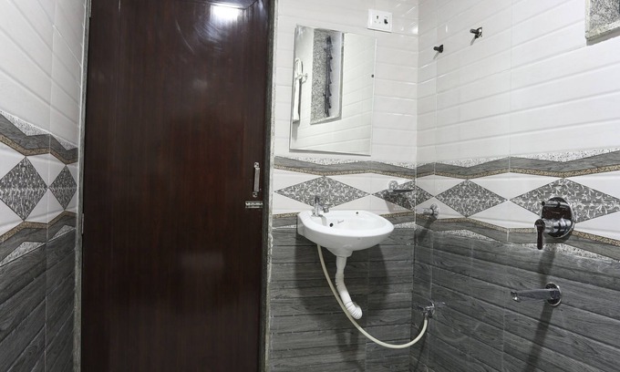 Amarnath Hotel | Hotel Star Inn