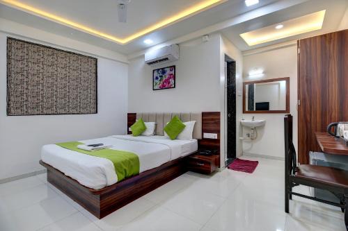Kharadi Bed & Breakfast | Hotel StayBird - Nest, Kharadi