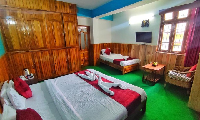 Pelling Hotel | Hotel Sudarshan