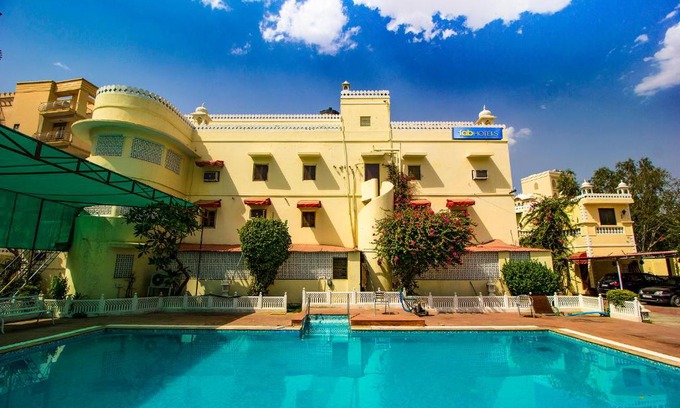 Sindhi Camp Hotel | Hotel Sugan Niwas Palace