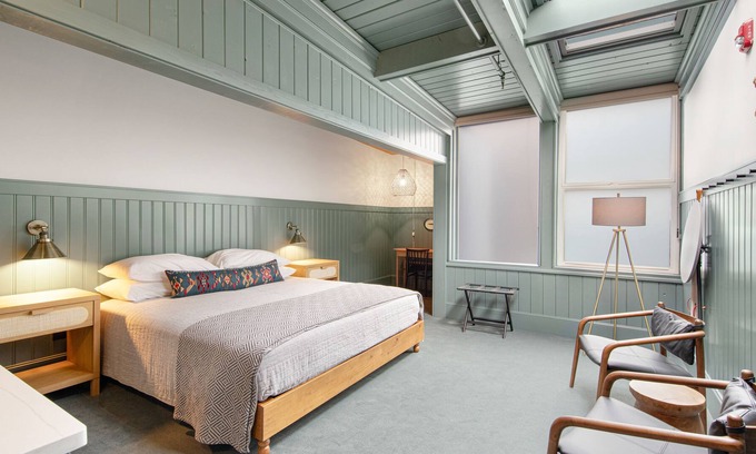 Poulsbo Apartment | Hotel suite in historic downtown with kitchenette, desk, parking, & free WiFi