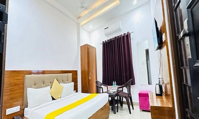 Central Area Hotel | Hotel Sunrise Palace Udaipur
