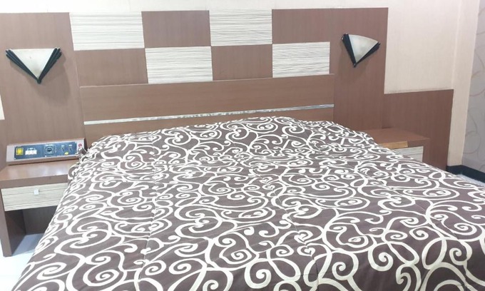 Probolinggo Hotel | Hotel Suroyo RedPartner